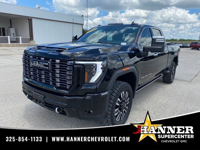 2025 GMC Sierra 2500 HD Denali Ultimate in Onyx Black — front three-quarter view